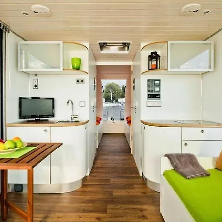Bateau-hôtel Houseboat Auf Der Dahme, Koenigs-Wusterhausen Königs Wusterhausen
